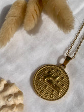 Charger l&#39;image dans la galerie, Collier médaille astro Stella