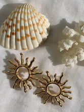 Charger l'image dans la galerie, Boucles d’oreilles soleil Calypso