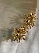 Charger l'image dans la galerie, Boucles d’oreilles soleil Calypso