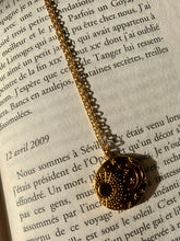 Load image into Gallery viewer, Pendentif collier Jo