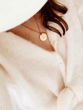 Charger l&#39;image dans la galerie, Collier une Médaille &quot;Adieu tristesse&quot;